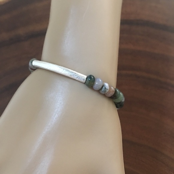 Handcrafted Green silver fancy jasper wired and lobster clasp beaded bracelet - Picture 5 of 8